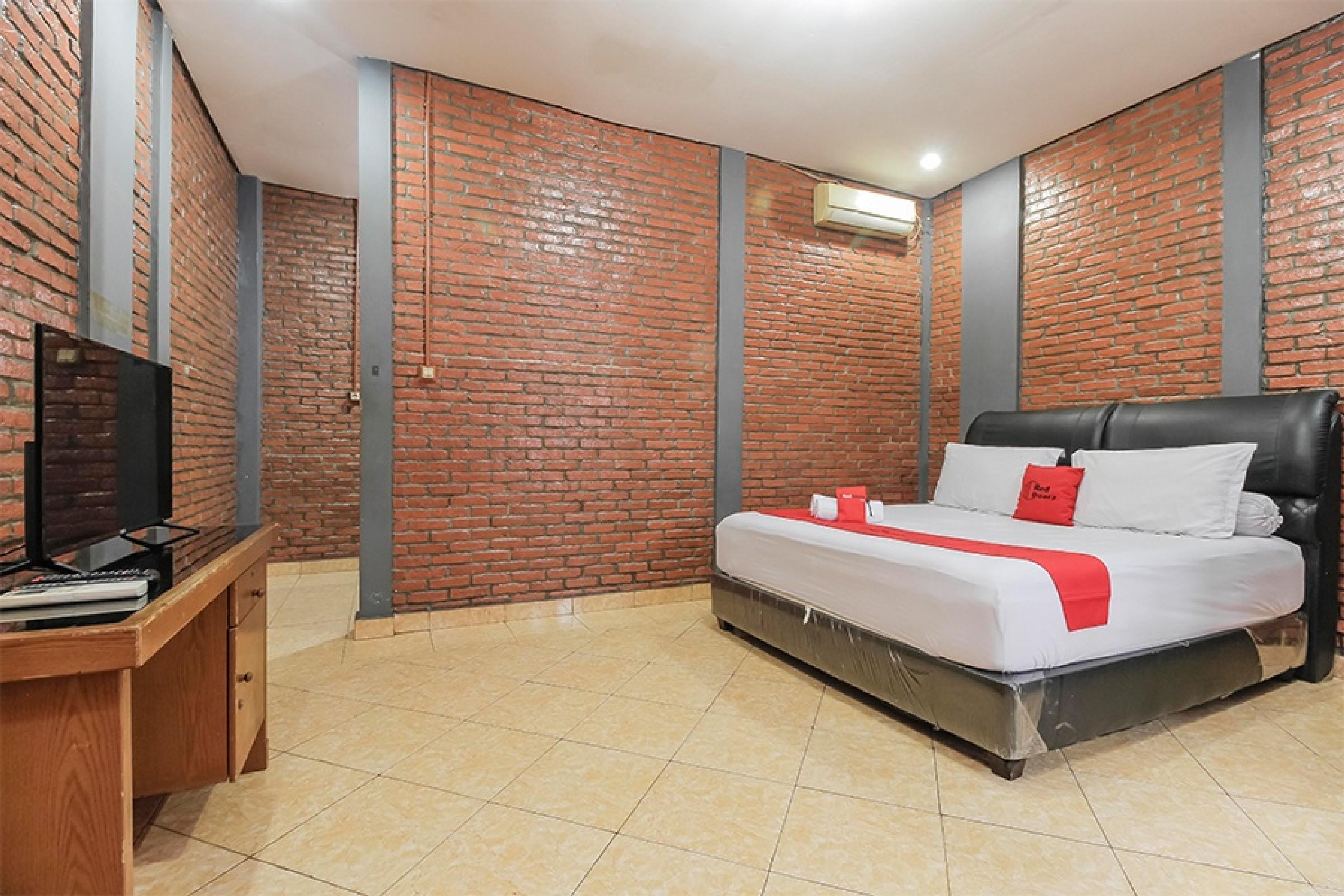 Reddoorz At Ampera Raya Jacarta