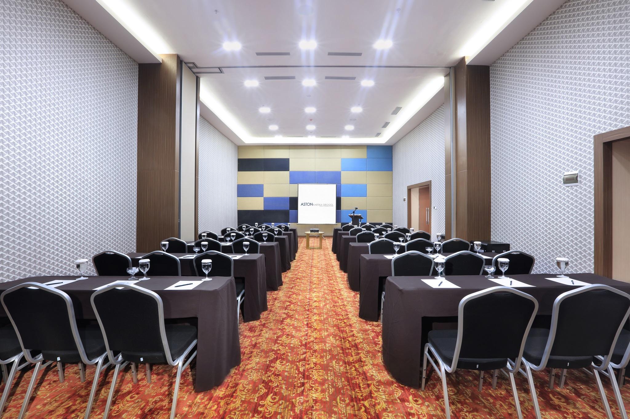 Hotel Aston Kartika Grogol & Conference Center 4*