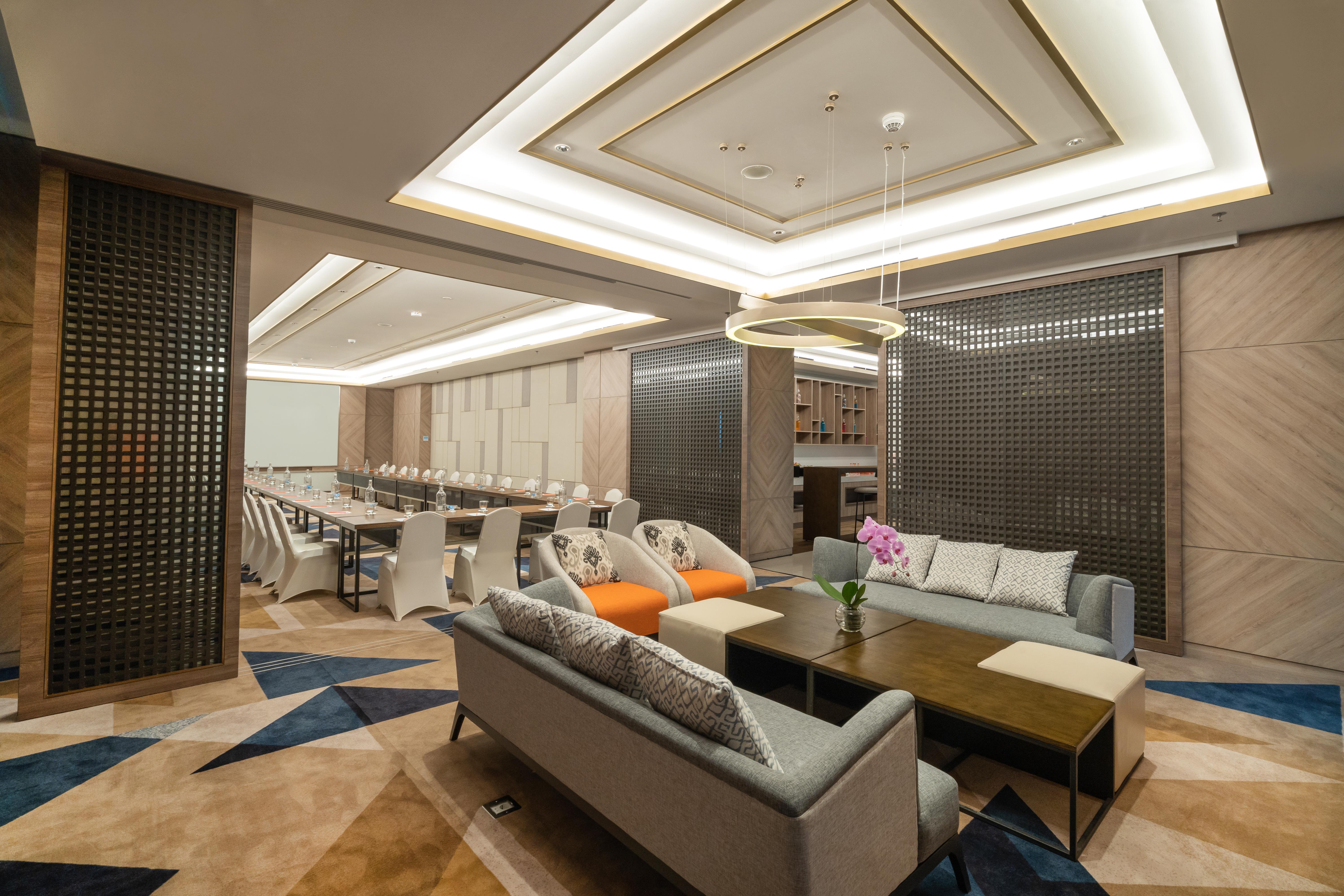 Harris Puri Mansion 4*