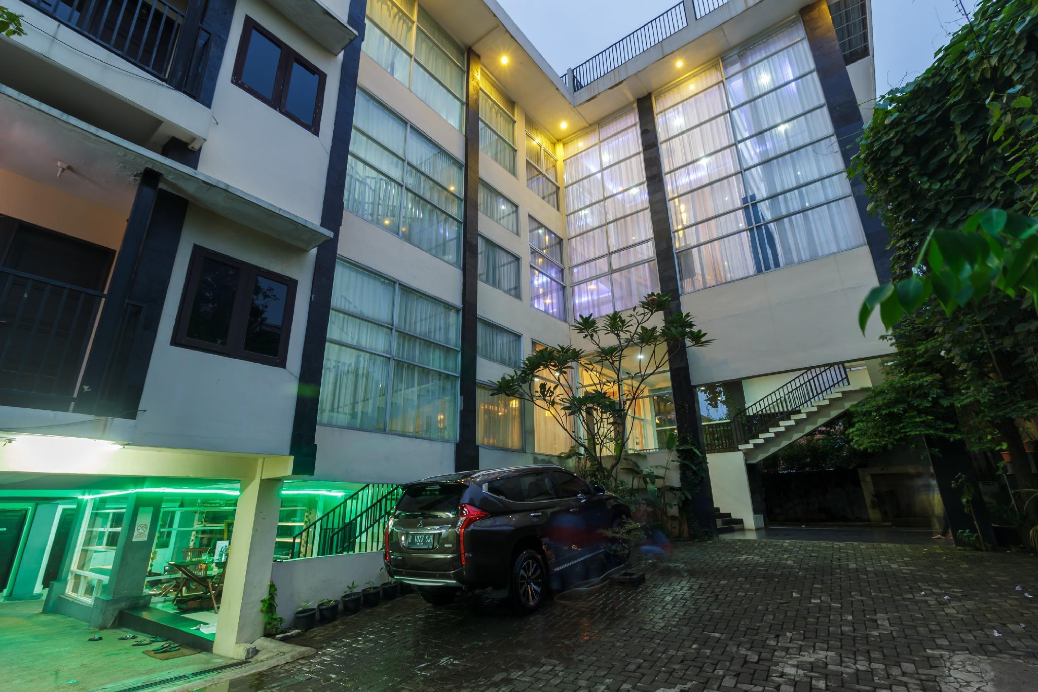 Guest house Reddoorz Premium @ Ampera Raya 2 3*