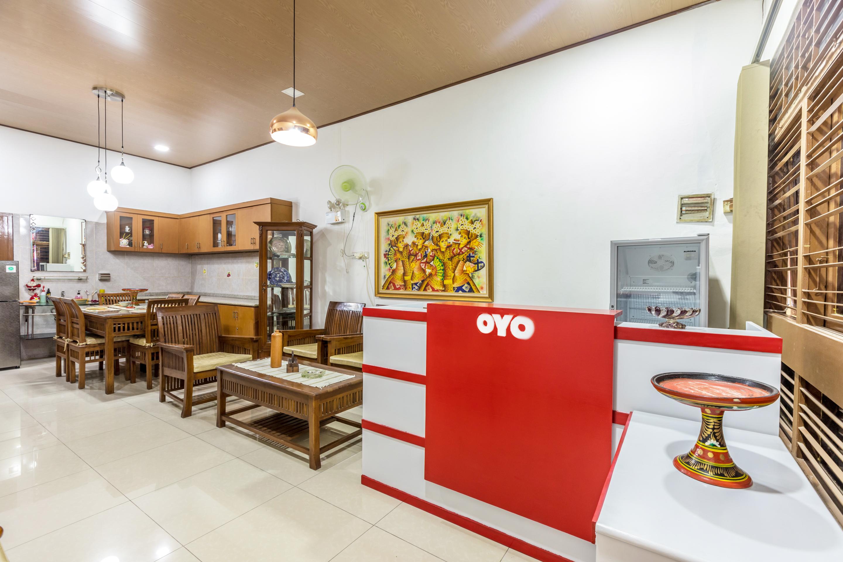 Super Oyo 1487 Khoe Hotel 2*