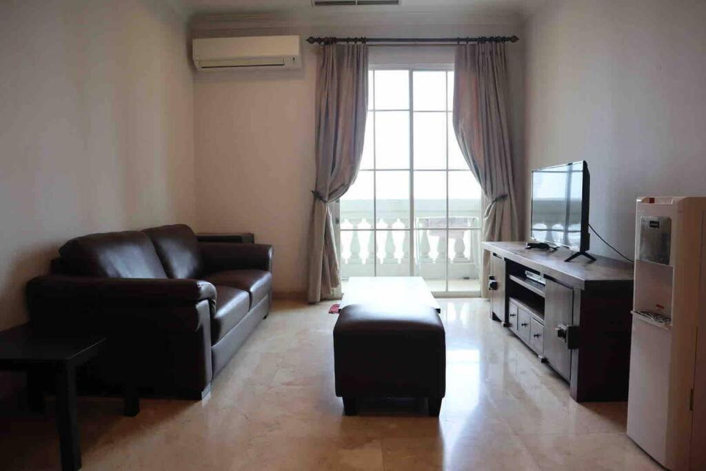 Apartment 2br The Belleza At Permata Hijau 18th Floor Jakarta