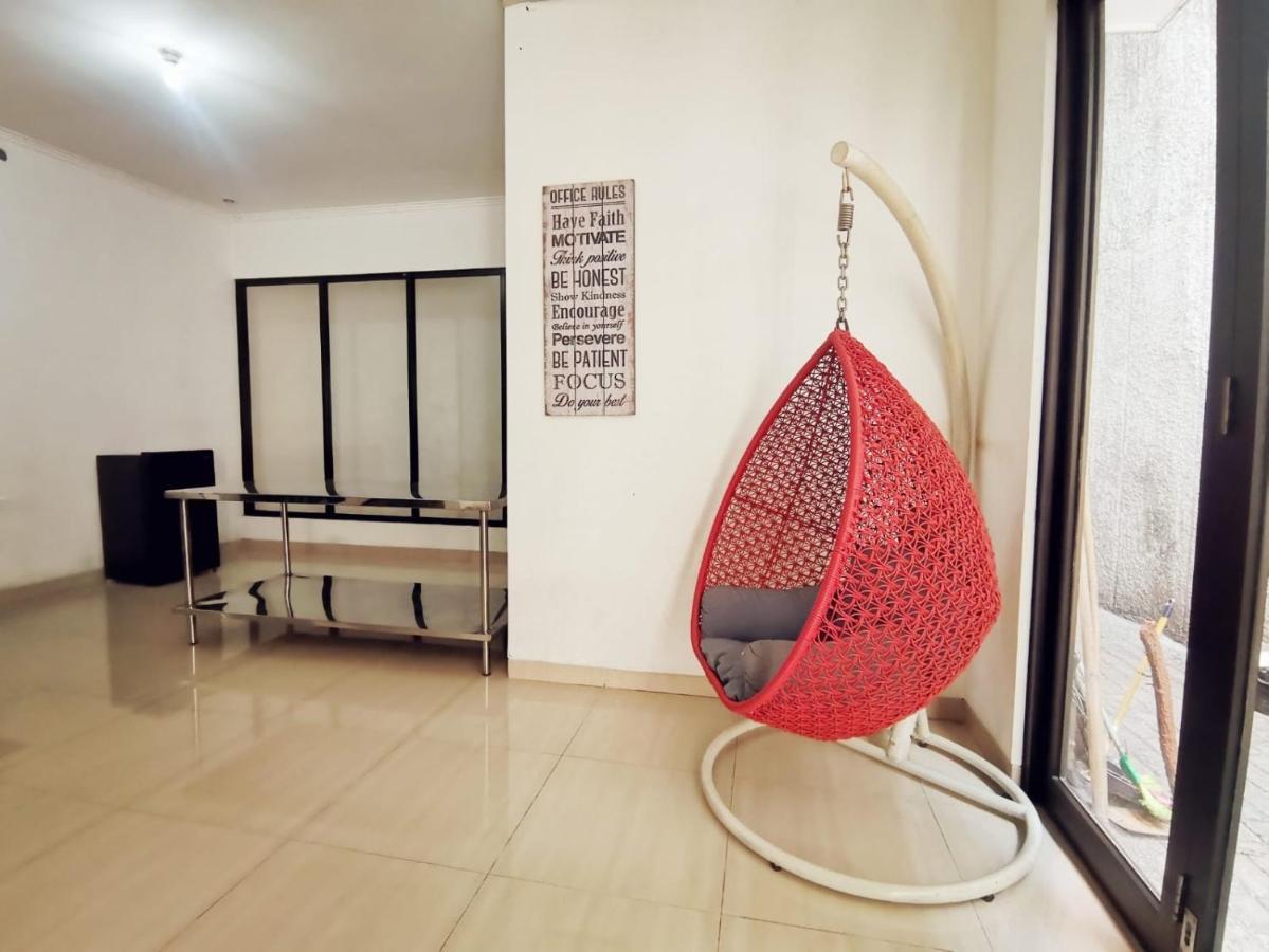 Bahay bakasyunan 4-bedroom In South Nuansa Swadarma By Le Ciel Hospitality Jakarta