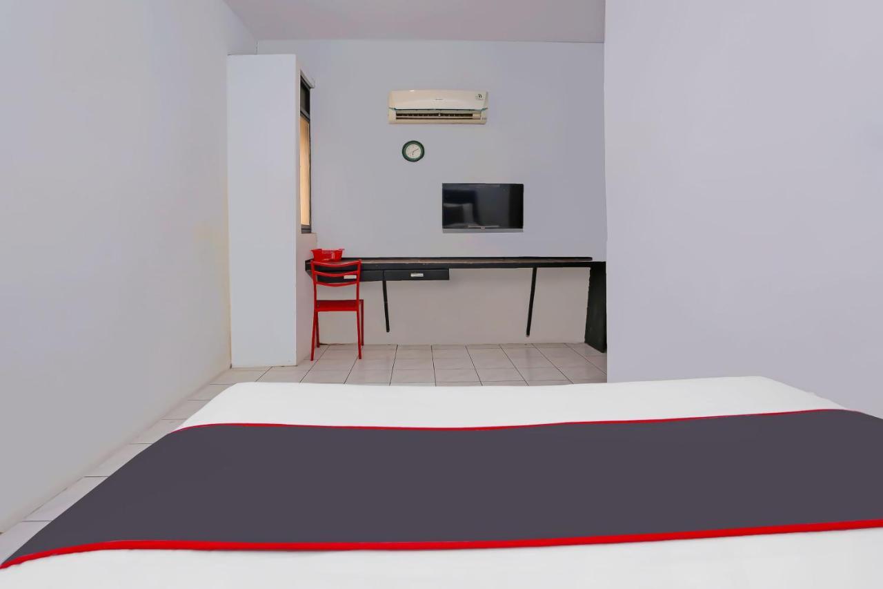 Collection O 92739 Pintu Besar Jakarta