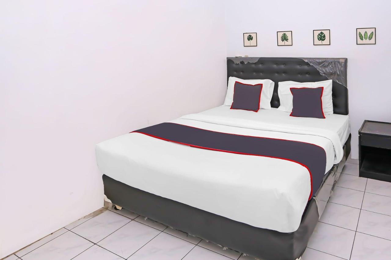 Collection O 92739 Pintu Besar 3*