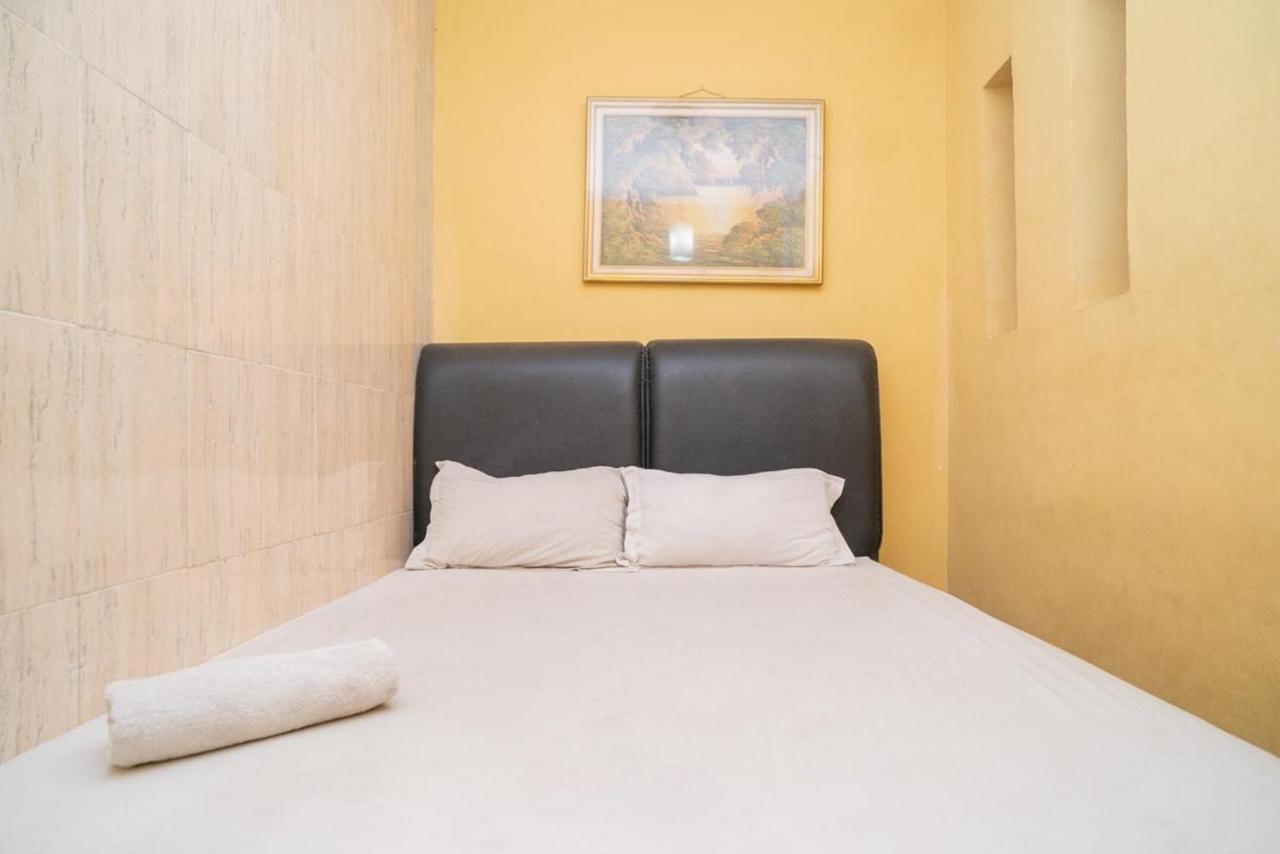 Hotel Sabar Mansion 22 Mitra Reddoorz Jacarta