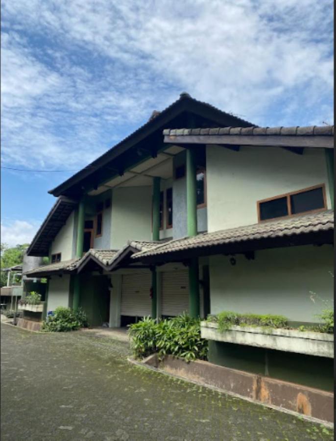 Tirta Sentosa 3*