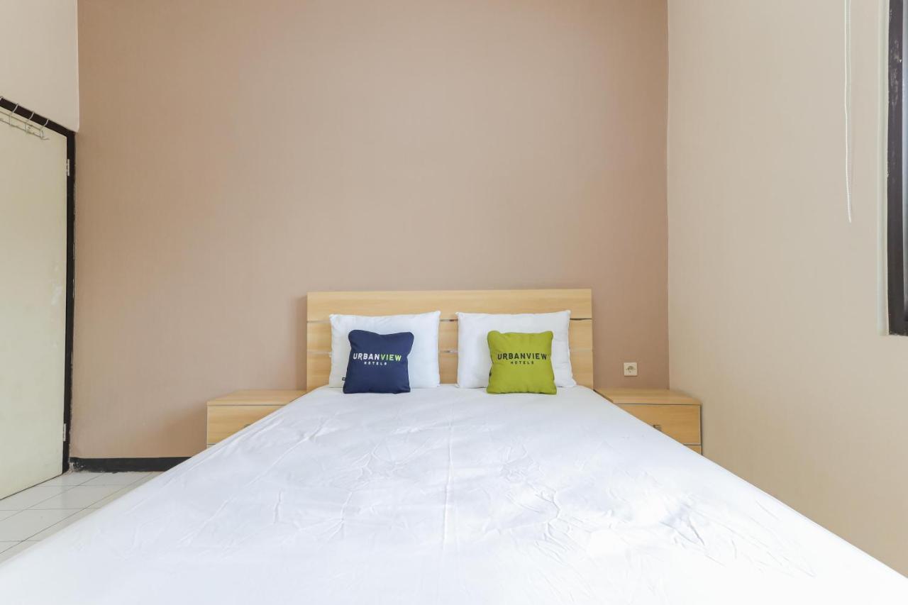 Hotel Urbanview Roemah Tebet By Reddoorz