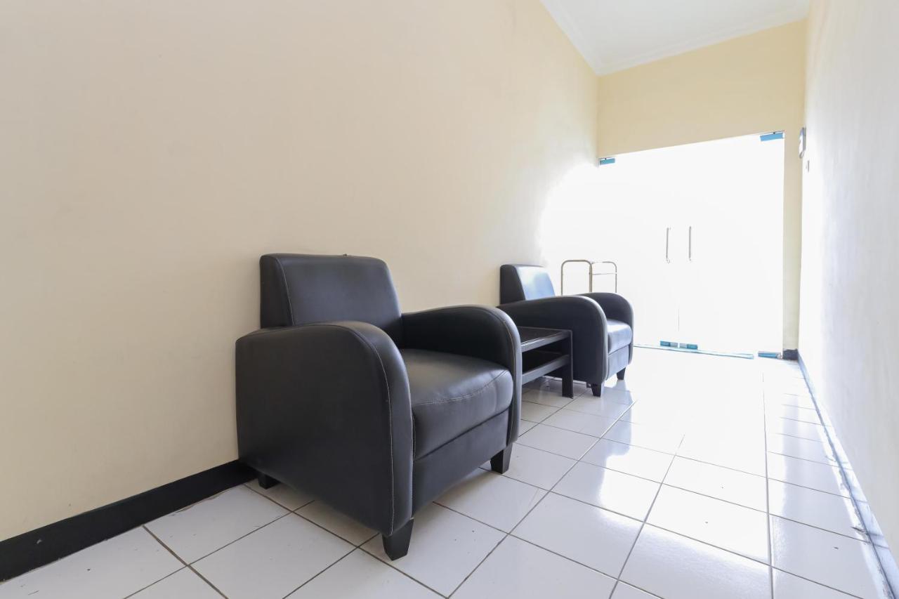 Urbanview Roemah Tebet By Reddoorz Hotel