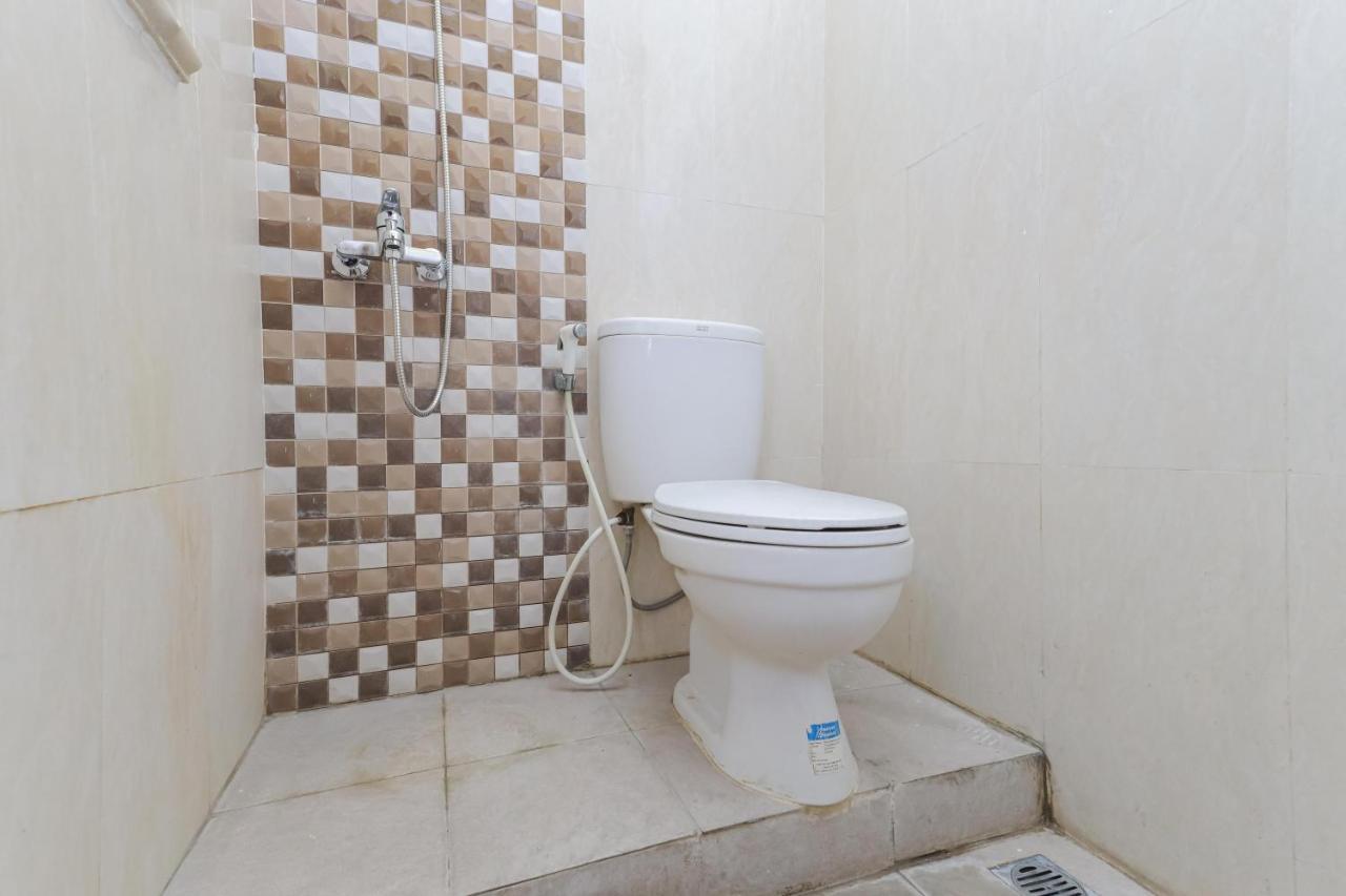Urbanview Roemah Tebet By Reddoorz Hotel Jacarta
