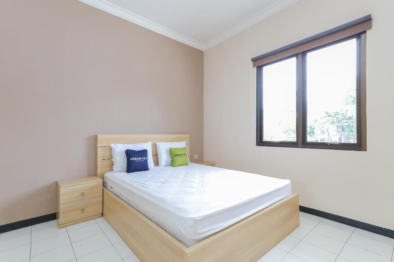 Urbanview Roemah Tebet By Reddoorz 3* Jacarta