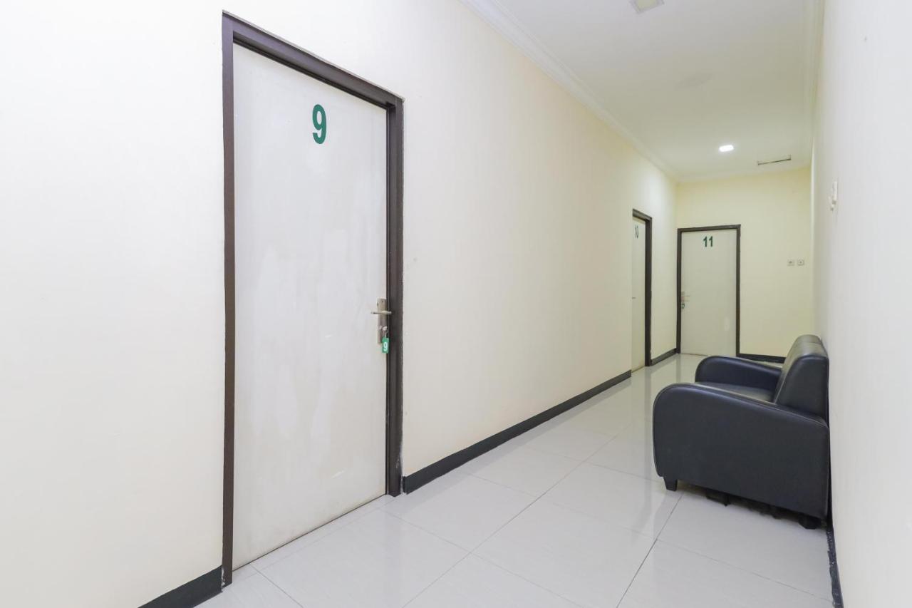 Urbanview Roemah Tebet By Reddoorz Hotel Jacarta