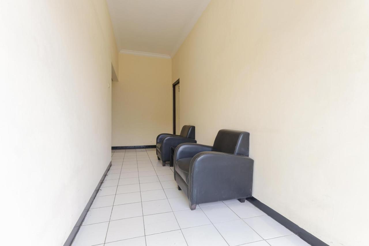 Urbanview Roemah Tebet By Reddoorz