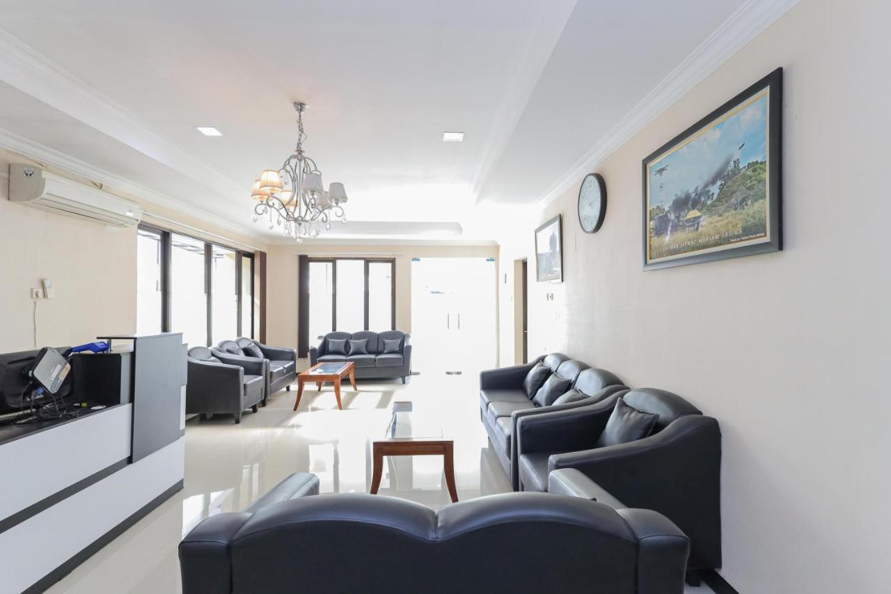 Urbanview Roemah Tebet By Reddoorz Hotel 3*