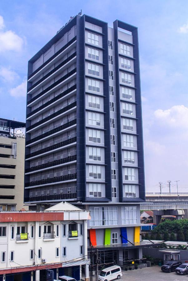 Hotel Amaris Kalimalang 2*