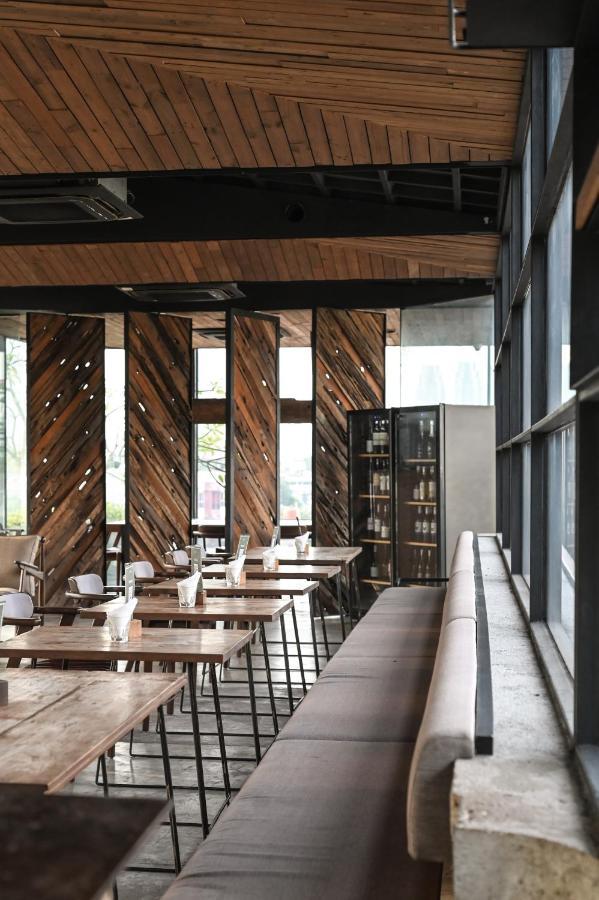 Miers Kuningan, Artotel Curated 3*