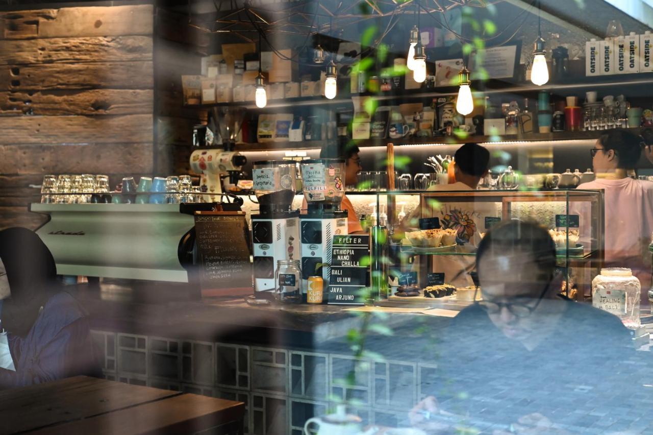 Miers Kuningan, Artotel Curated 3*