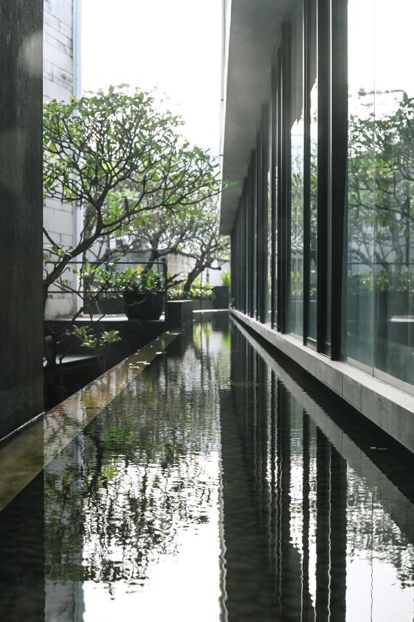 Miers Kuningan, Artotel Curated