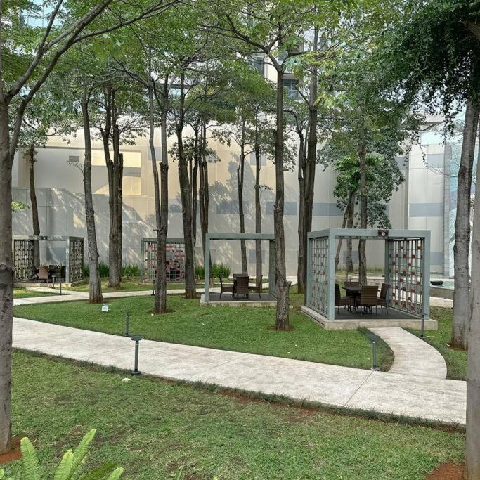 Studio, West Oasis, Netflix, Pool, Mall Căn hộ Jakarta