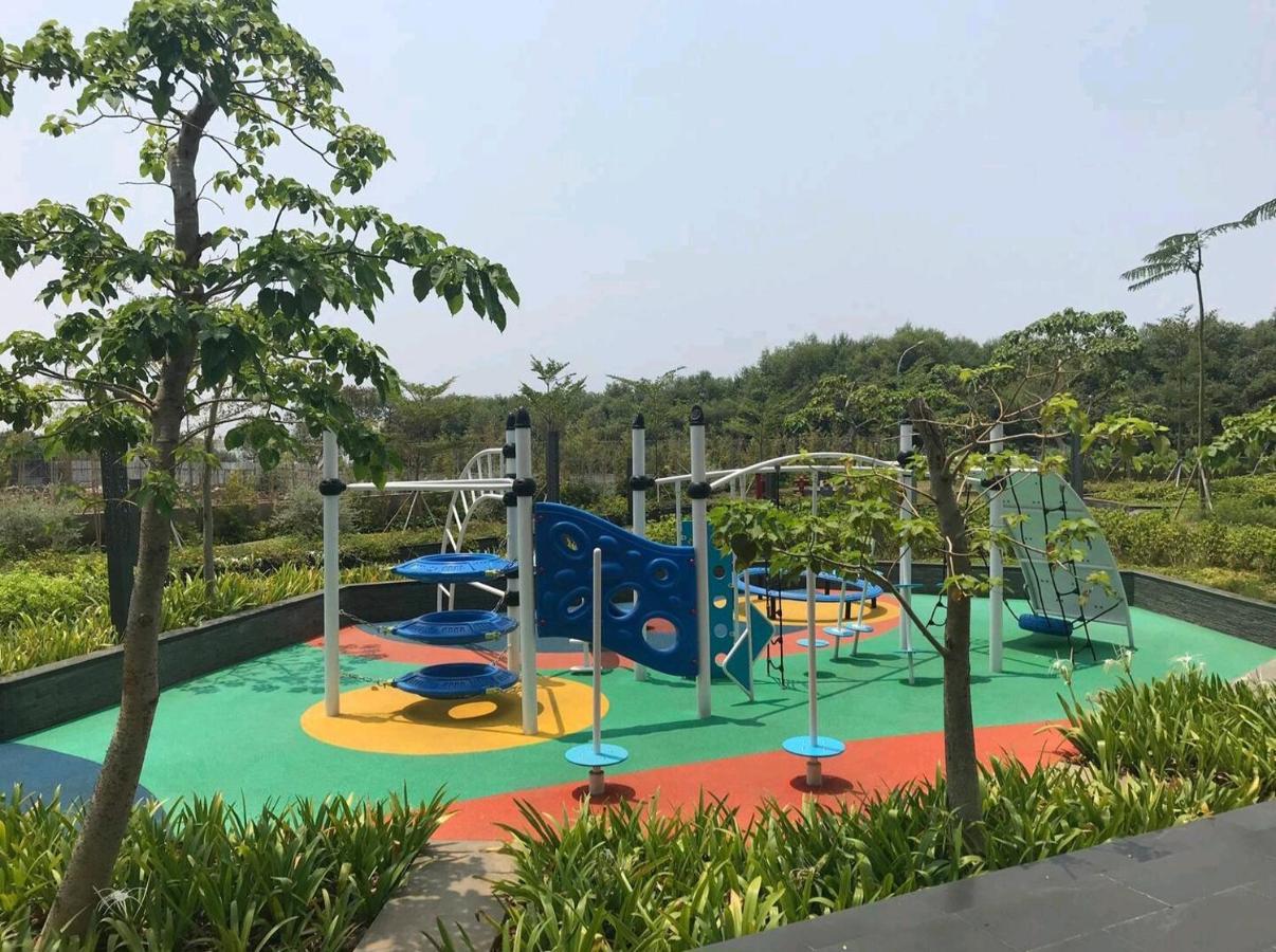 Sea View At Gold Coast Pik By Mysweethome Jakarta