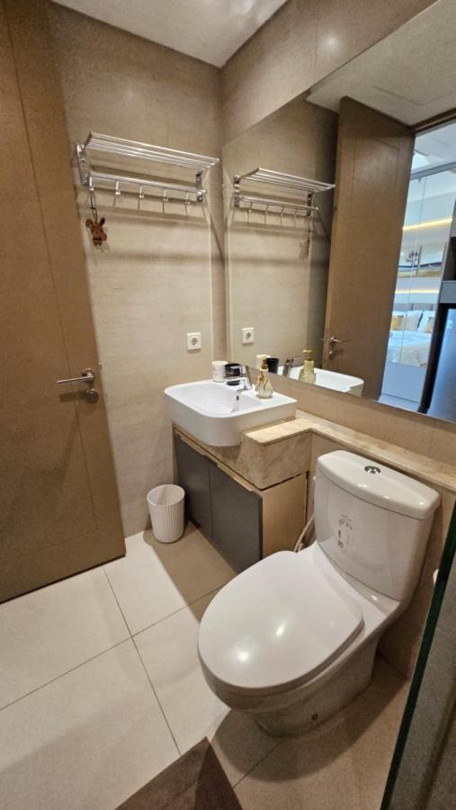 Sea View At Gold Coast Pik By Mysweethome * Jakarta
