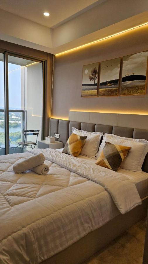 Sea View At Gold Coast Pik By Mysweethome Jakarta
