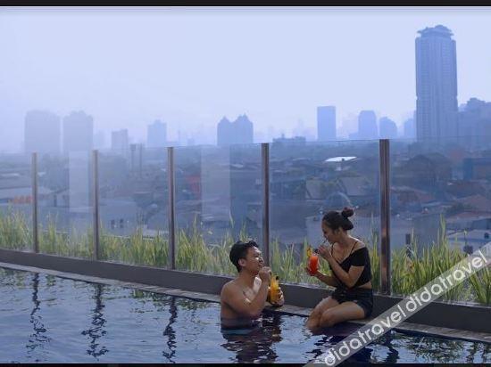 Neo+ Kebayoran