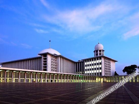 Neo+ Kebayoran Hotel 3*