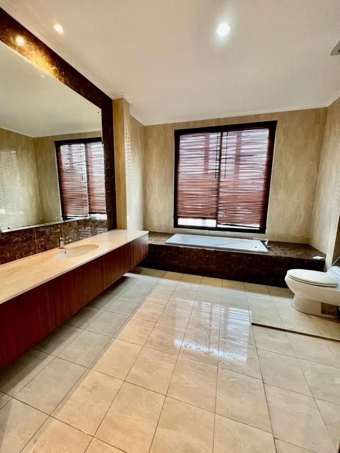 Guest house Kebagusan Park