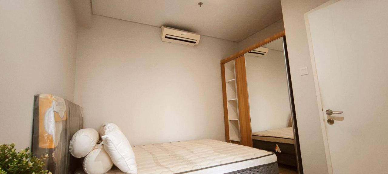 Vast! Metro Park Manhattan 2br & Appartement Jakarta