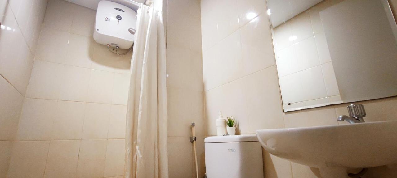 Vast! Metro Park Manhattan 2br & Appartement