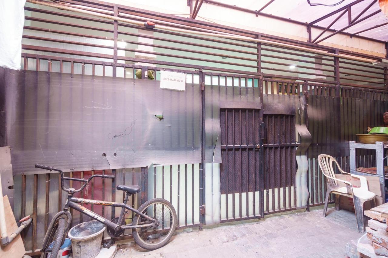 Oyo 93092 Griya Kuningan Khách sạn Jakarta