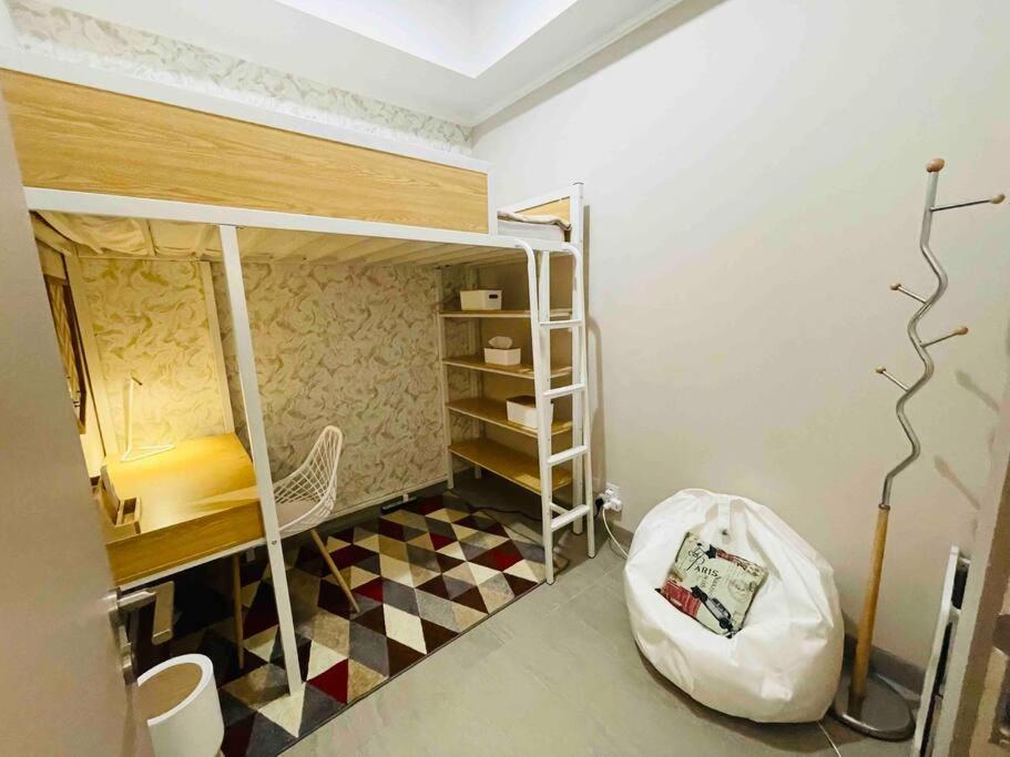 Apartment 300m To Prj Expo Friendly 2br *
