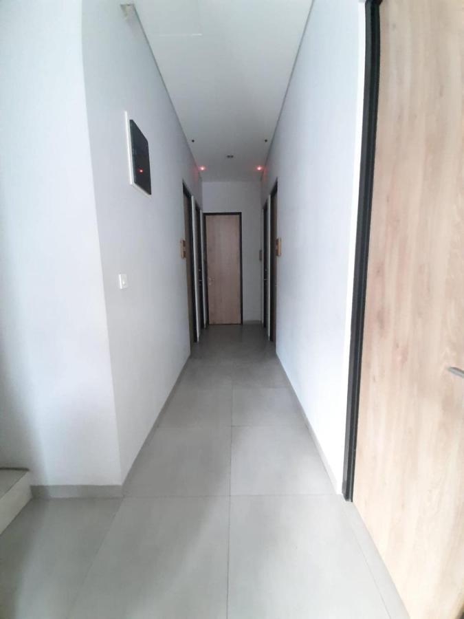Oyo Life 92770 Cozy Puri 22 Khách sạn 2*