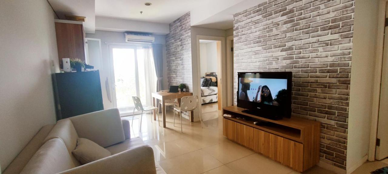 Vast! Metro Park Manhattan 2br & Appartement Jakarta