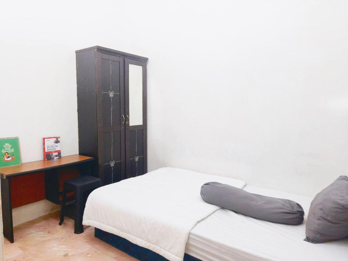 Kost Griya Hikari By Ecommerceloka * Jakarta