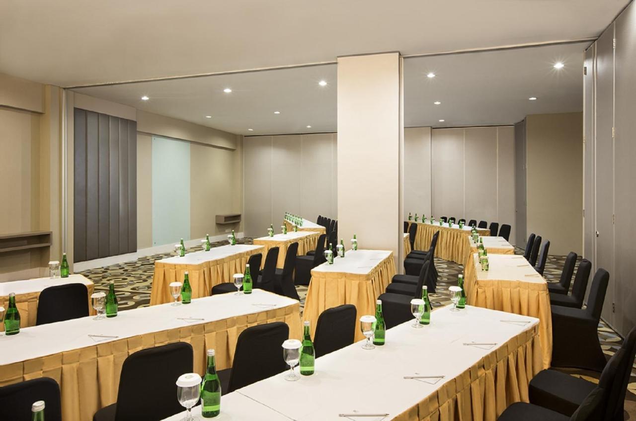 Hotel Aston Bellevue Radio Dalam Jakarta