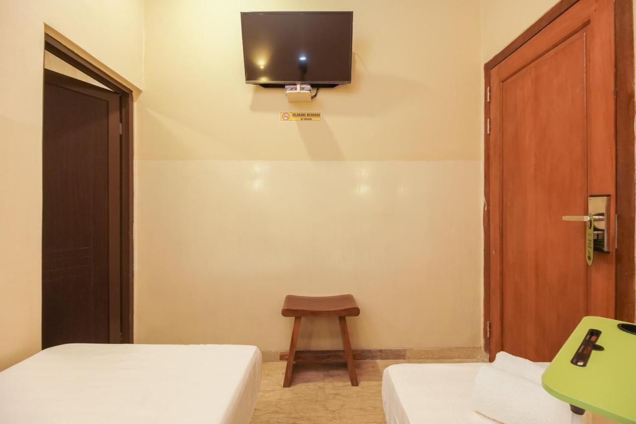 Urbanview Cantee Halim Perdanakusuma By Reddoorz Hotel Jakarta