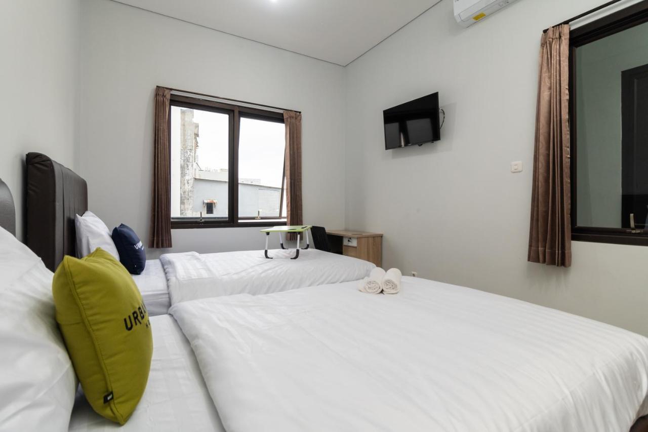 Urbanview Pasar Baru By Reddoorz 3* Jakarta
