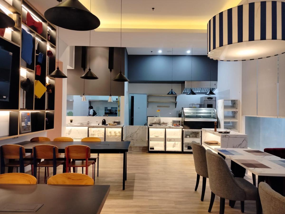 Moritz Biz Gandaria Hotel