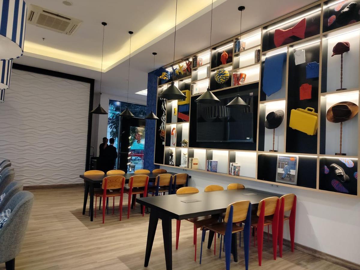 Moritz Biz Gandaria 3*