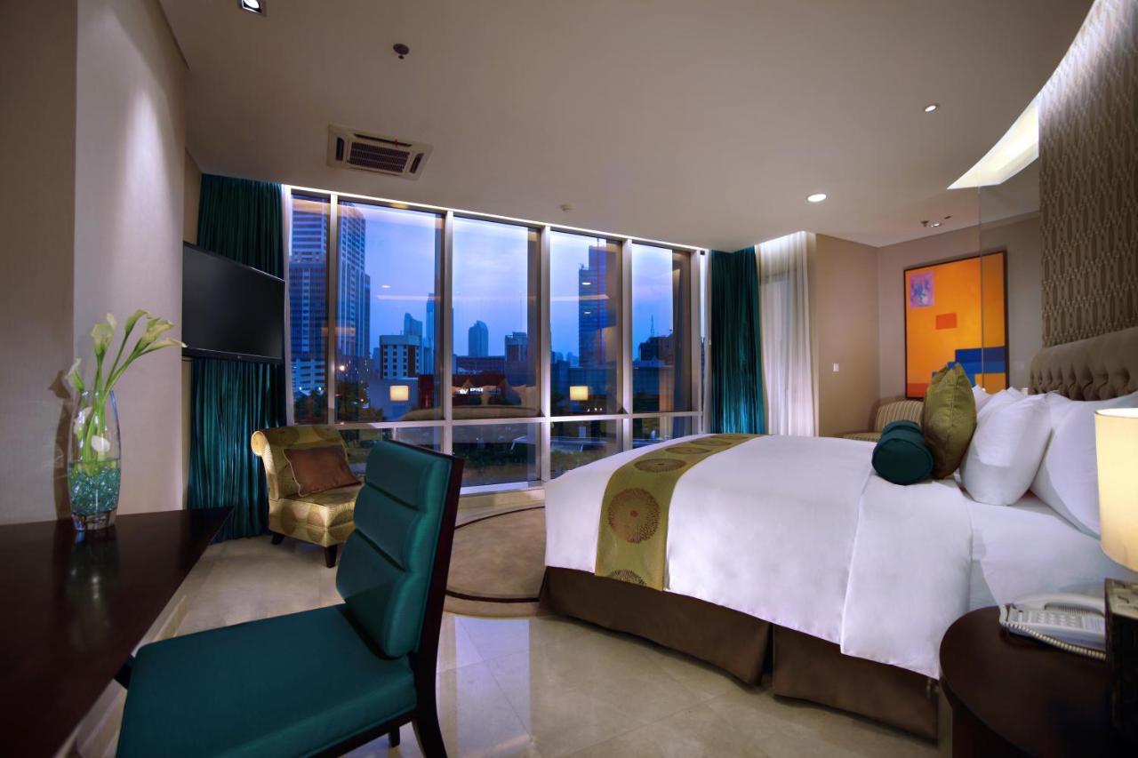 The Grove By Grand Aston 5* Jakarta