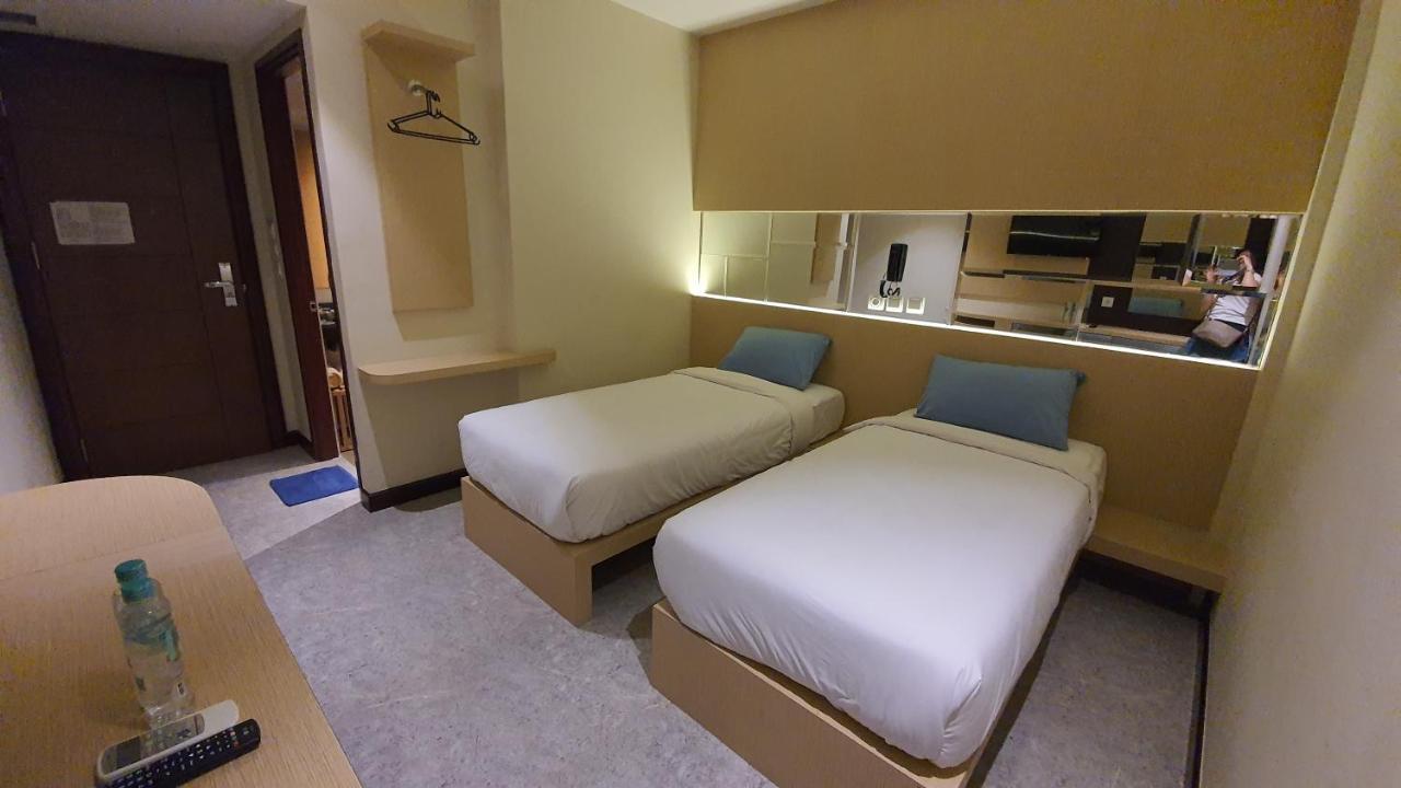Mp Kelapa Gading 2* Jakarta