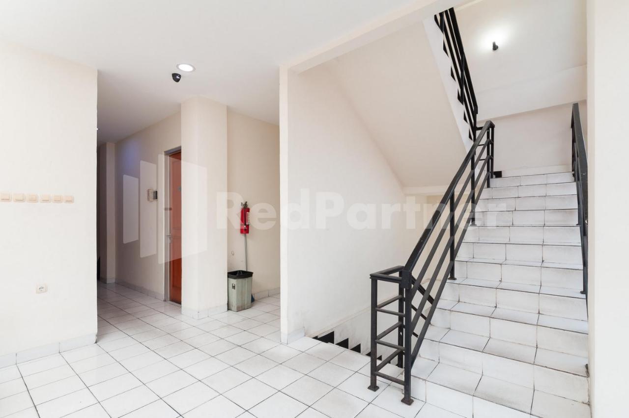 Khách sạn Orange Garden 47 Mitra Reddoorz 3*