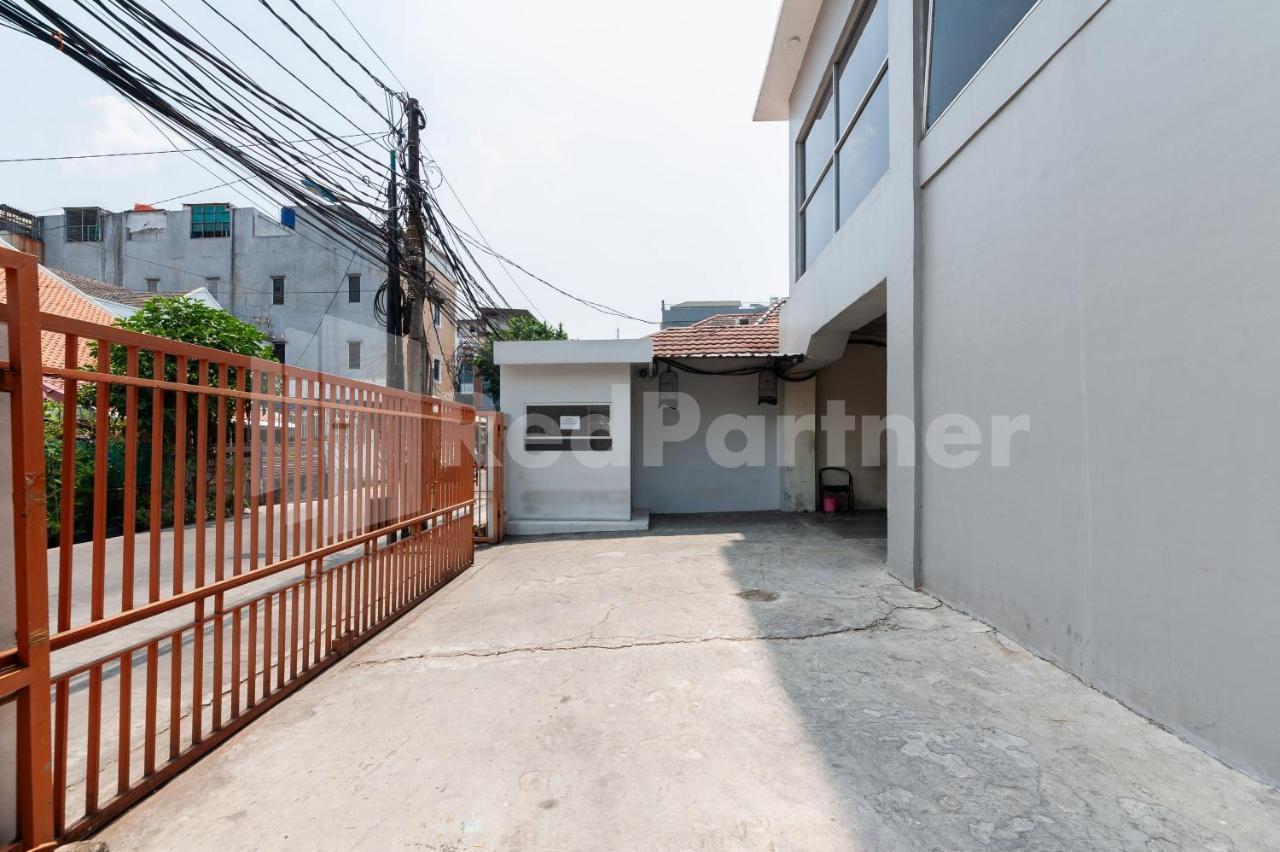 Orange Garden 47 Mitra Reddoorz Hotel 3*