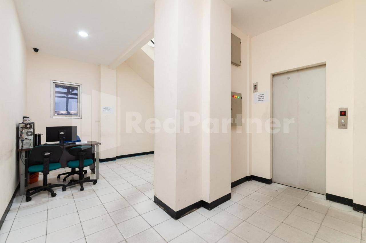 Hotel Orange Garden 47 Mitra Reddoorz Jakarta