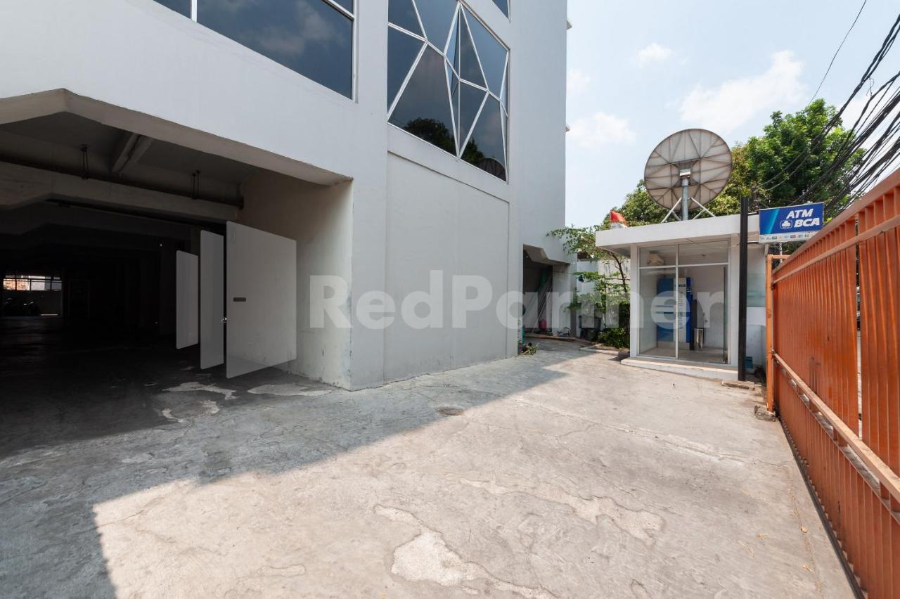 Orange Garden 47 Mitra Reddoorz Khách sạn Jakarta
