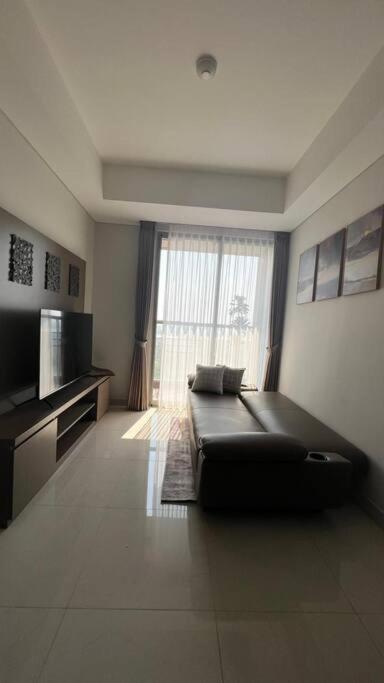 Gold Coast Pik Sea View 2 Br