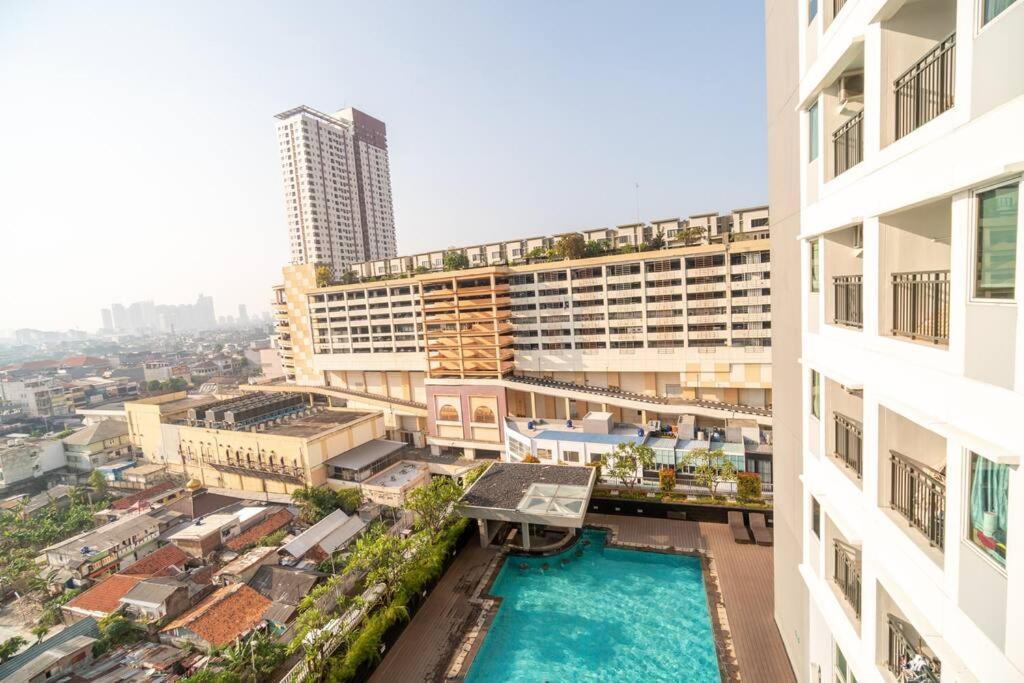 Apartment Bright & Stylish In Jakarta, Scbd