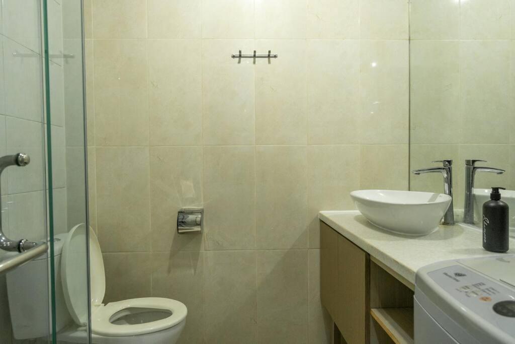 Warm And Comfy In Jakarta, Scbd Apartment Jakarta